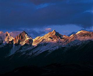 官方公布《WWE 2K22》创新MyFACTION模式详情介绍